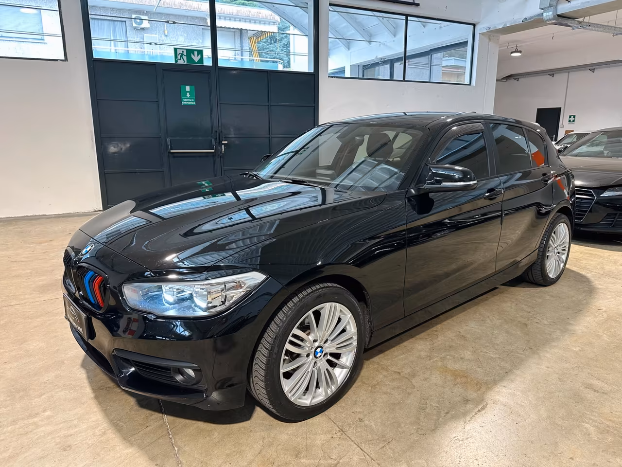 Bmw 116 d 5p. Sport - NEOPATENTATI TOTAL BLACK