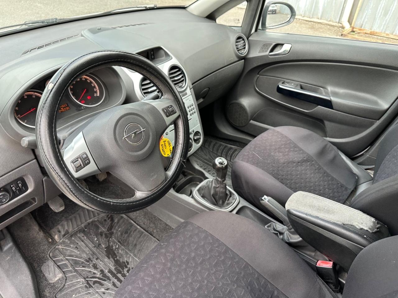 Opel Corsa 1.2 85CV 5 porte GPL-TECH Edition