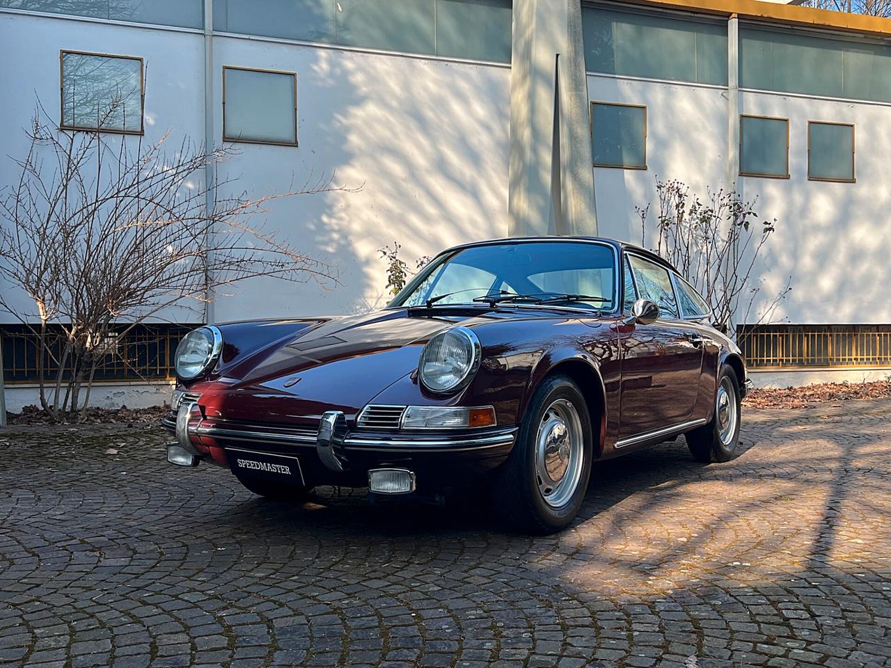 Porsche 911 2.2 T