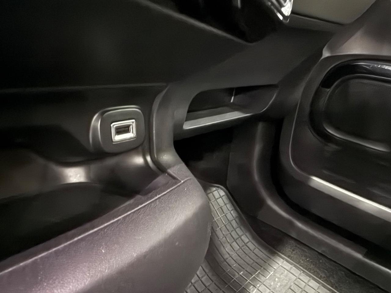 Citroen C4 Cactus BlueHDi100cvSHINE AIRBUMP DA VETRINA2017