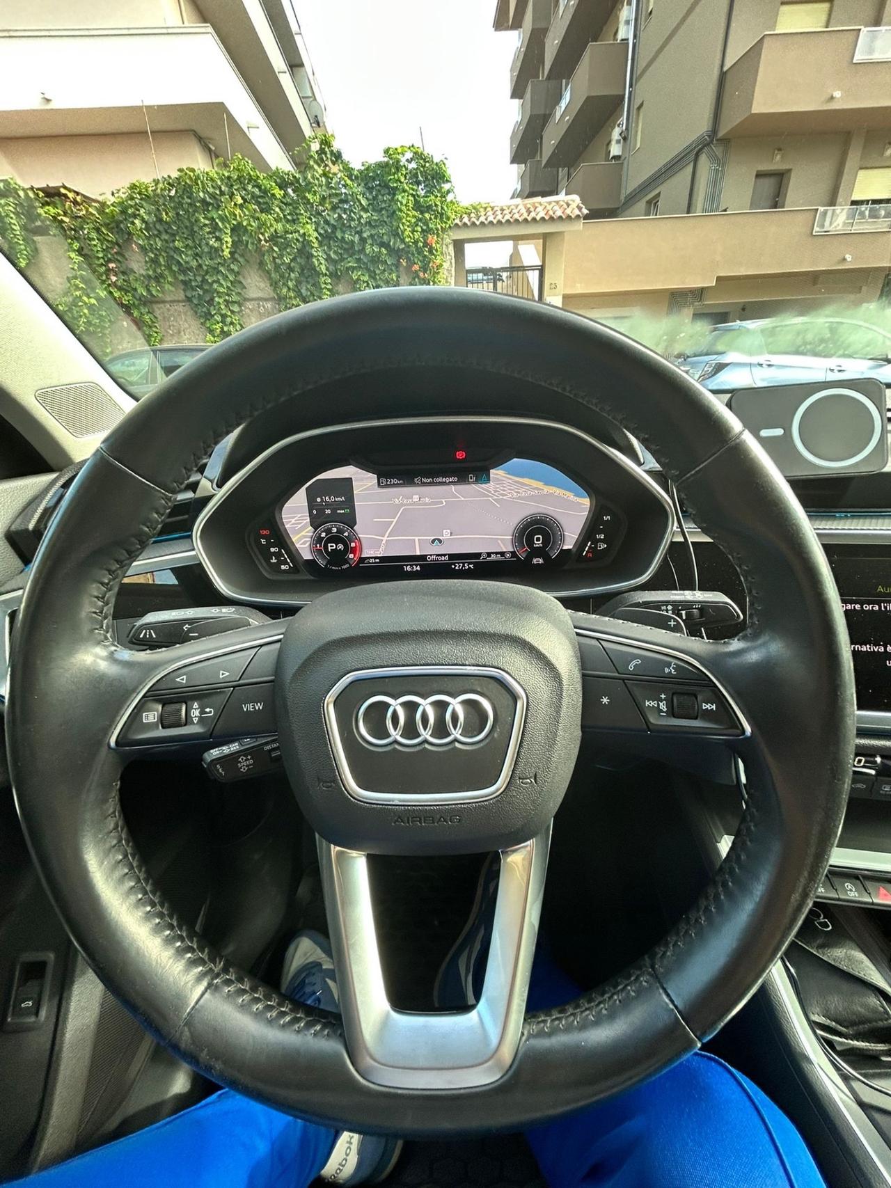 Audi Q3 35 TDI S tronic Business Advanced