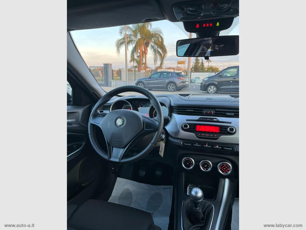 ALFA ROMEO Giulietta 1.6 JTDm-2 105 CV Distinctive