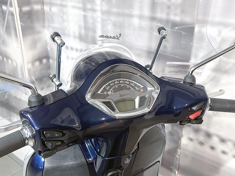 Piaggio Vespa GTS 300 HPE ABS