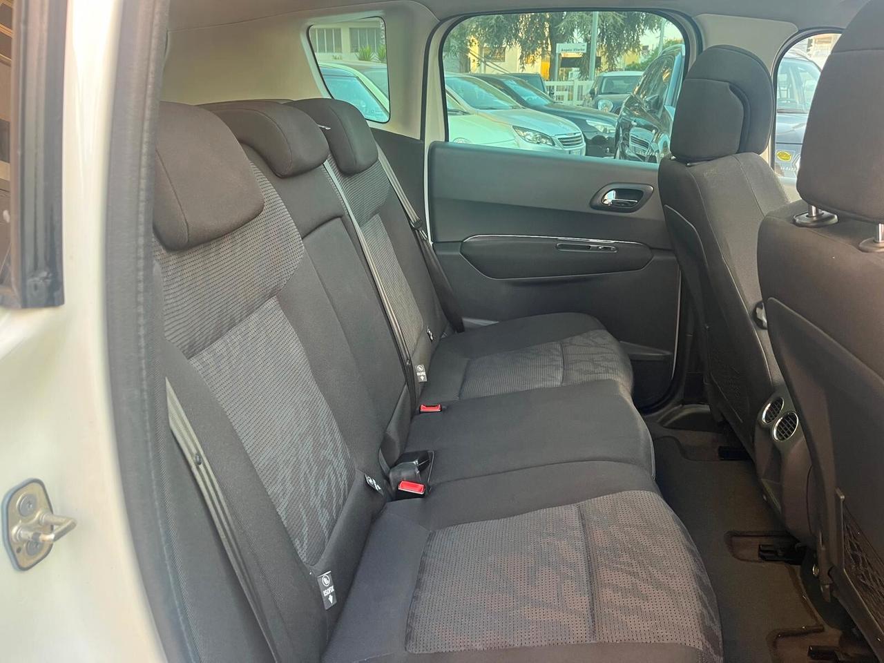Peugeot 3008 1.6 HDi 112CV Tecno