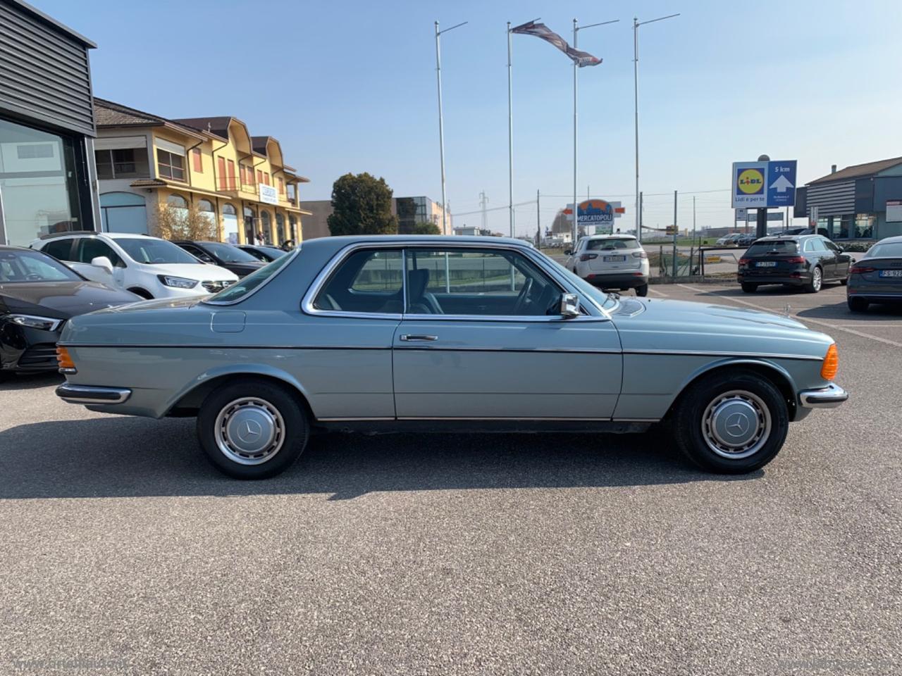 MERCEDES-BENZ 230 C AUTOMATICA DA COLLEZIONE