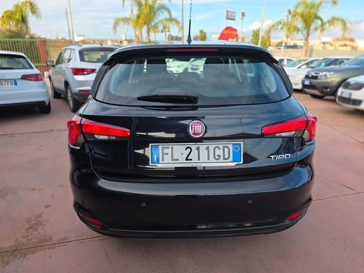 Fiat Tipo 1.3 M-Jet Lounge
