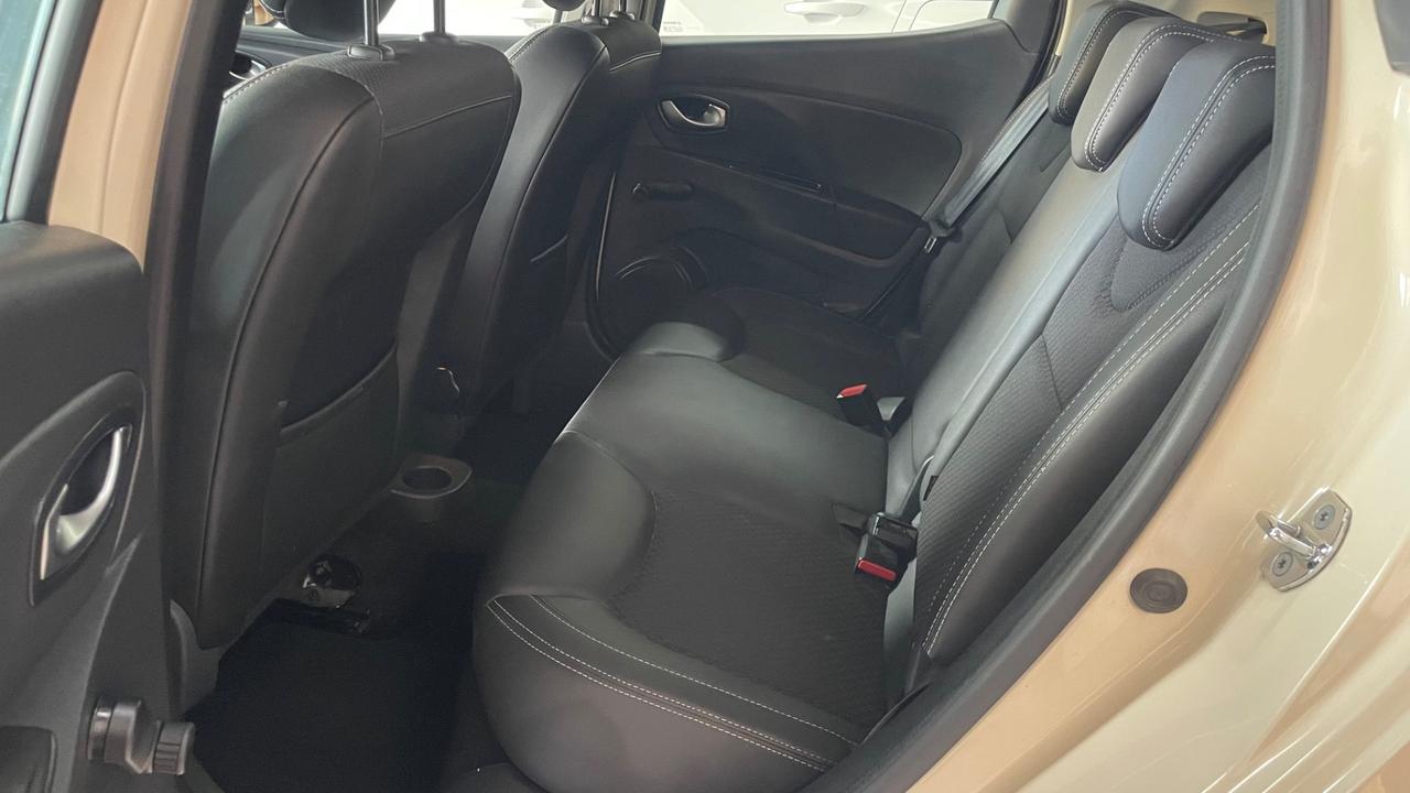 Renault Clio TCe 12V 90 CV Start&Stop 5 porte Energy Duel