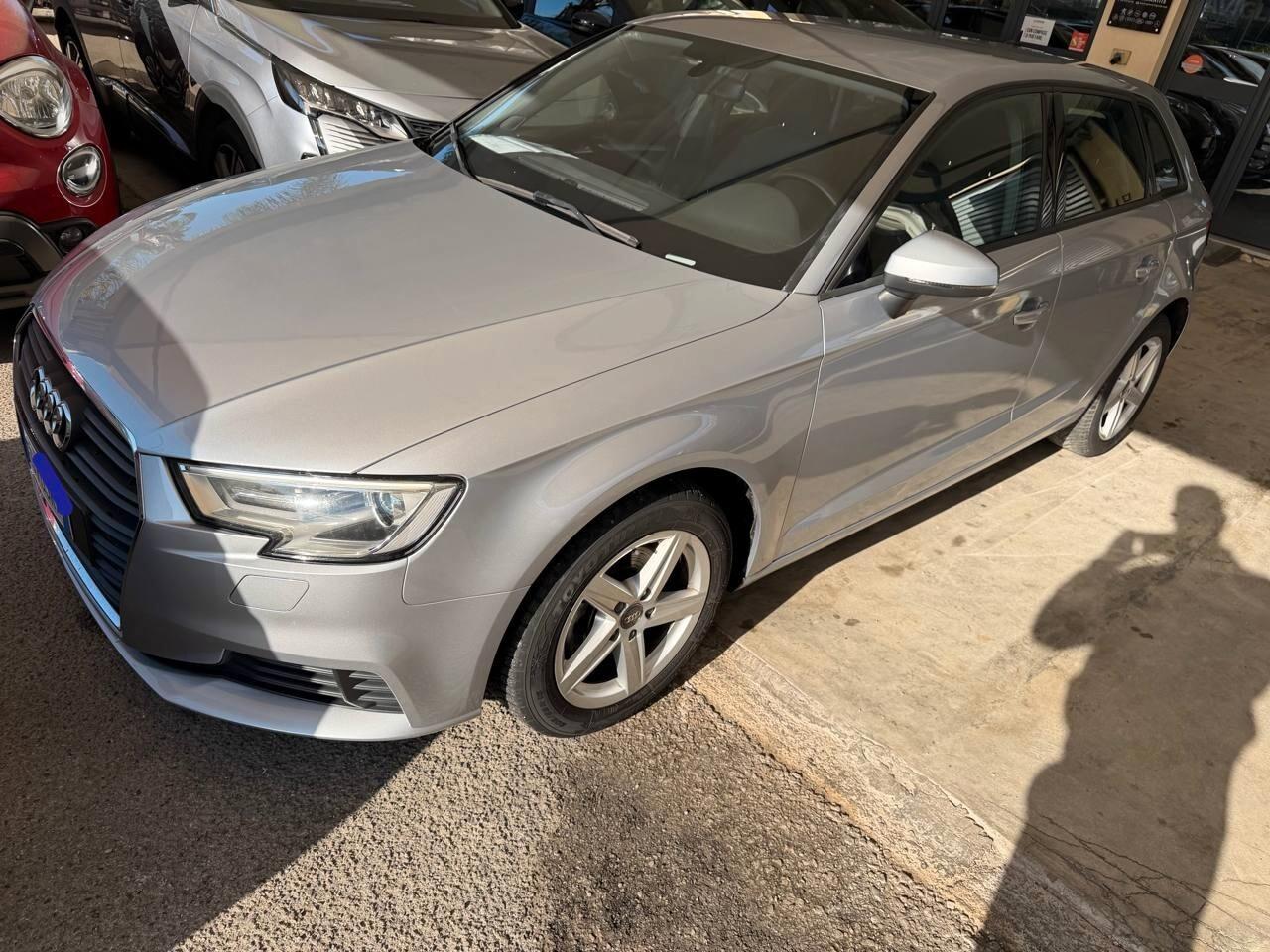 Audi A3 2018 1.6 TDI 116 CV S-Tronic Tagliandi Audi Certificati