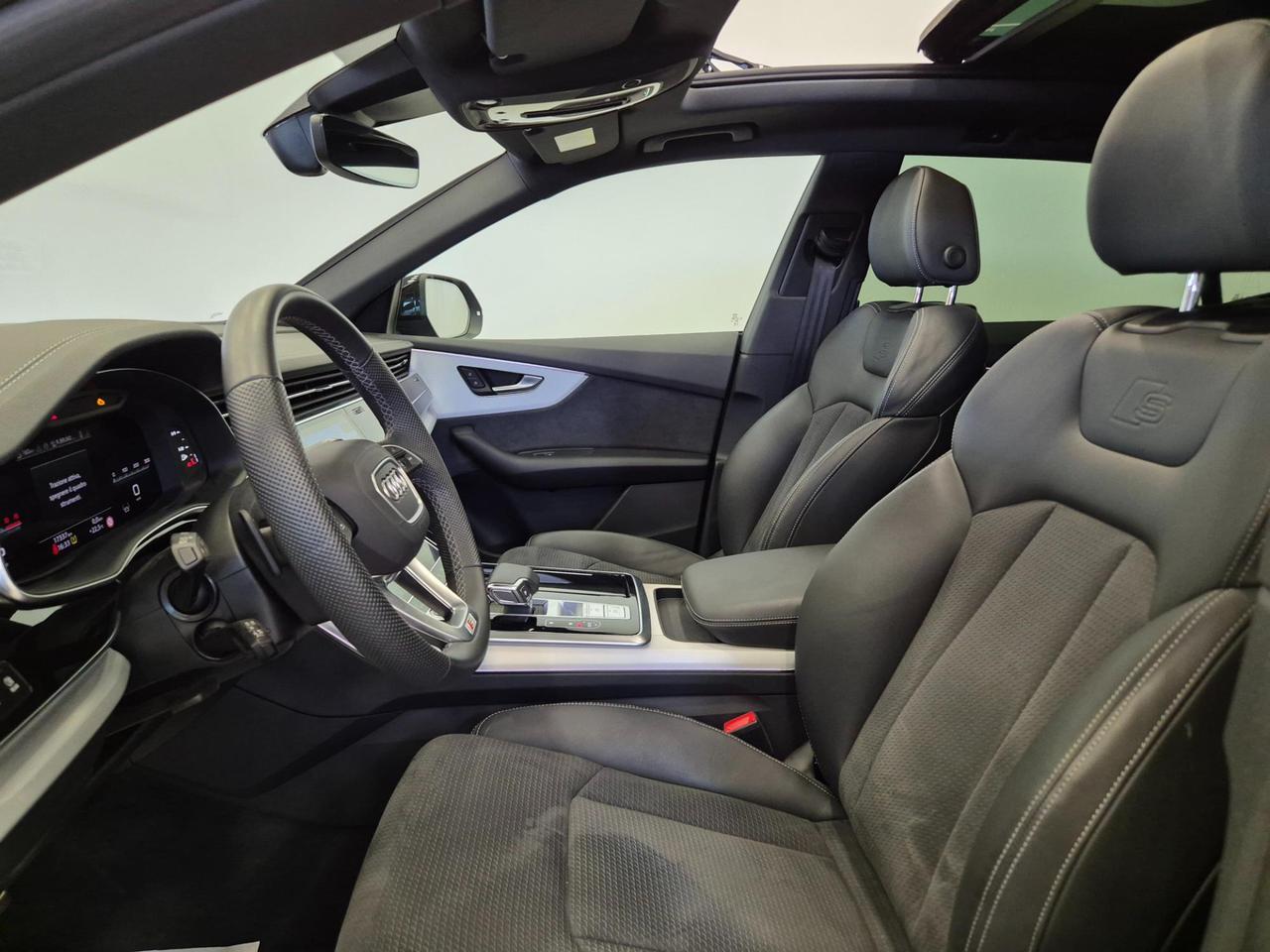 Audi Q8 3.0 tdi mhev S line edition quattro 286cv Tetto Panor. Fari Matrix