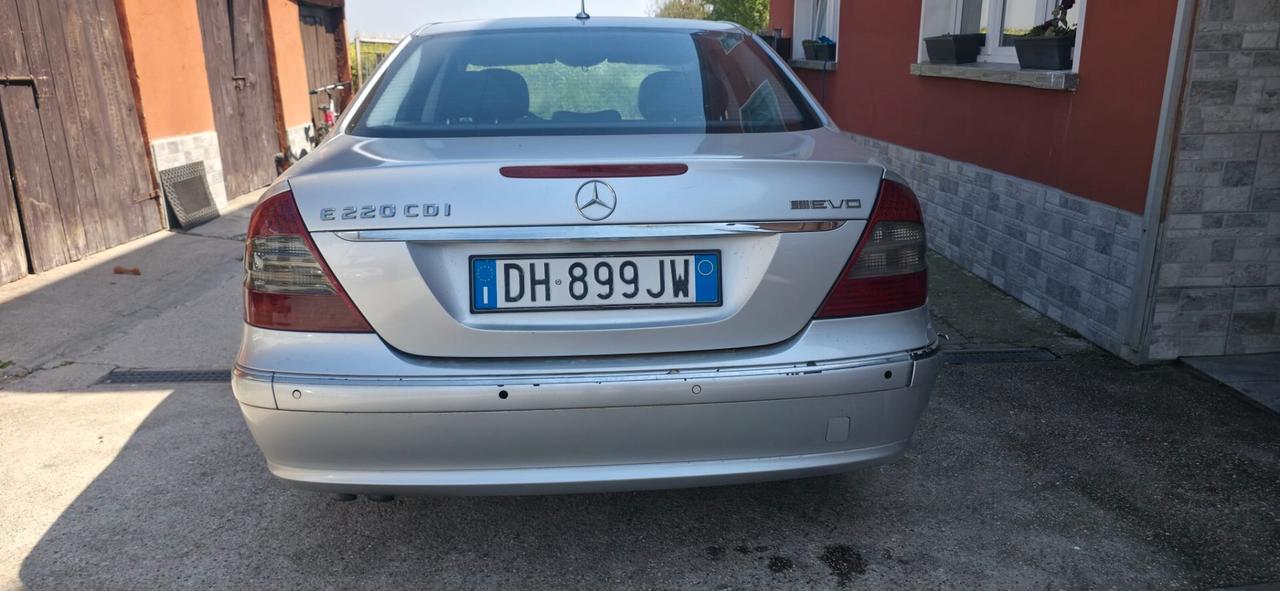 Mercedes-benz E 220 CDI cat Avantgarde