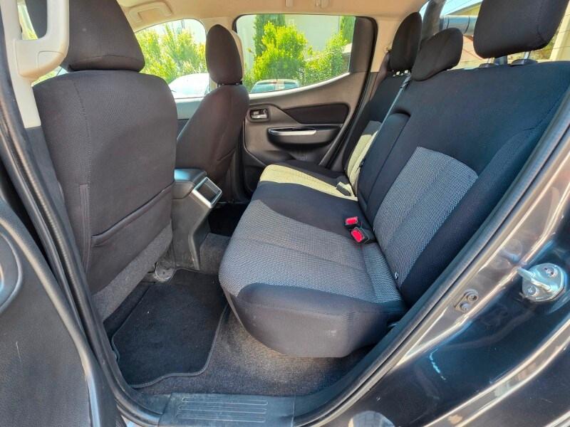 MITSUBISHI L200 (2019-2022) L200 2.3 D Double C...