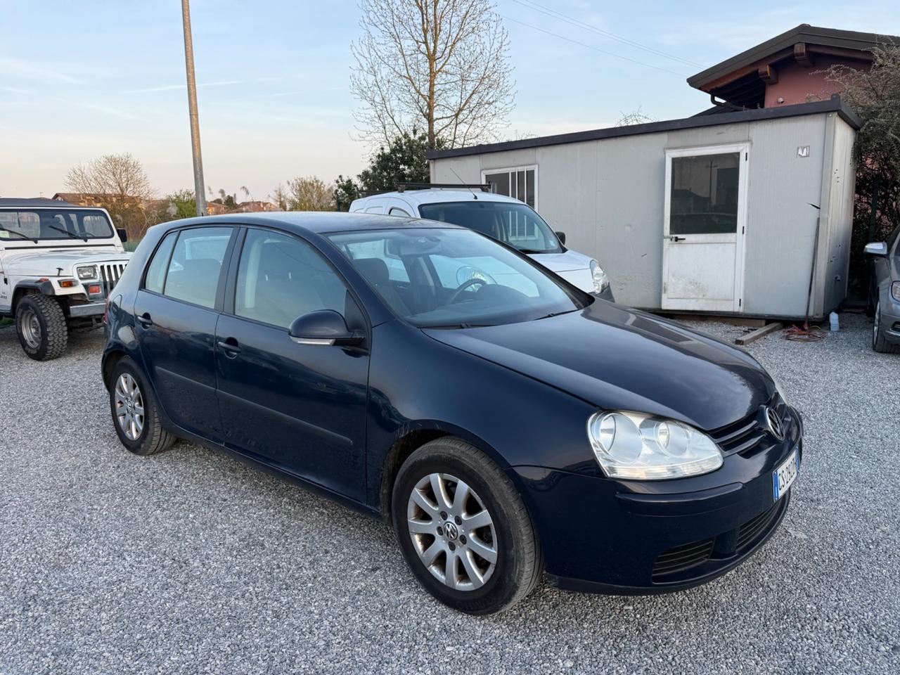 Volkswagen Golf 1.6 16V FSI 5p. Sportline