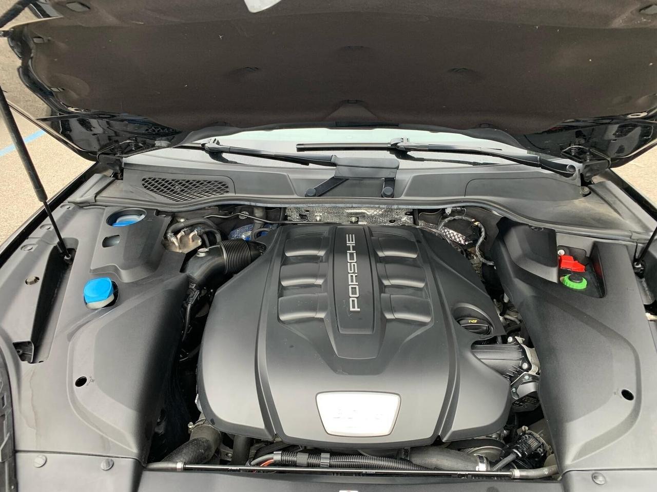 Porsche Cayenne 3.0 Diesel Platinum Edition