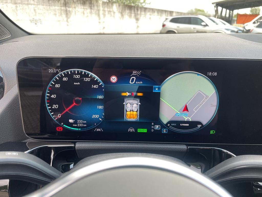 Mercedes EQA 350 Sport Pro 4Matic