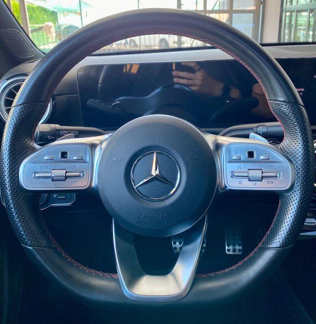 MERCEDES-BENZ A 180 A 180 4p. Premium