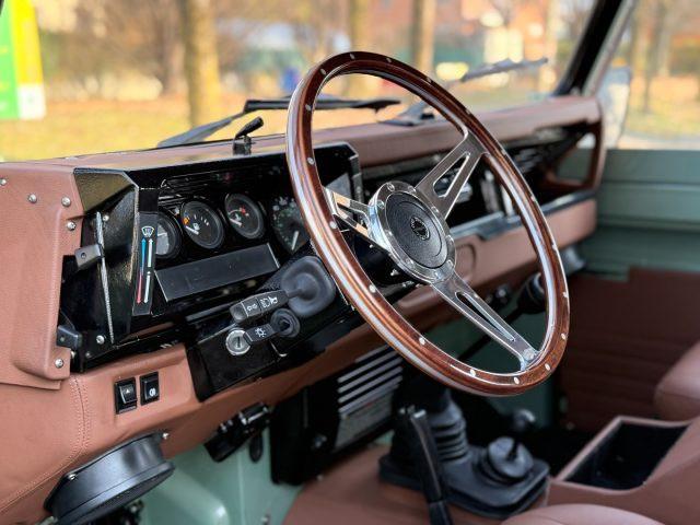 LAND ROVER Defender 300 TDI SOFT TOP 6 POSTI RESTAURO TOTALE