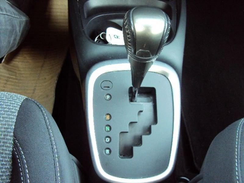 Toyota Yaris 1.5 Hybrid 5 porte Cool Autocarro