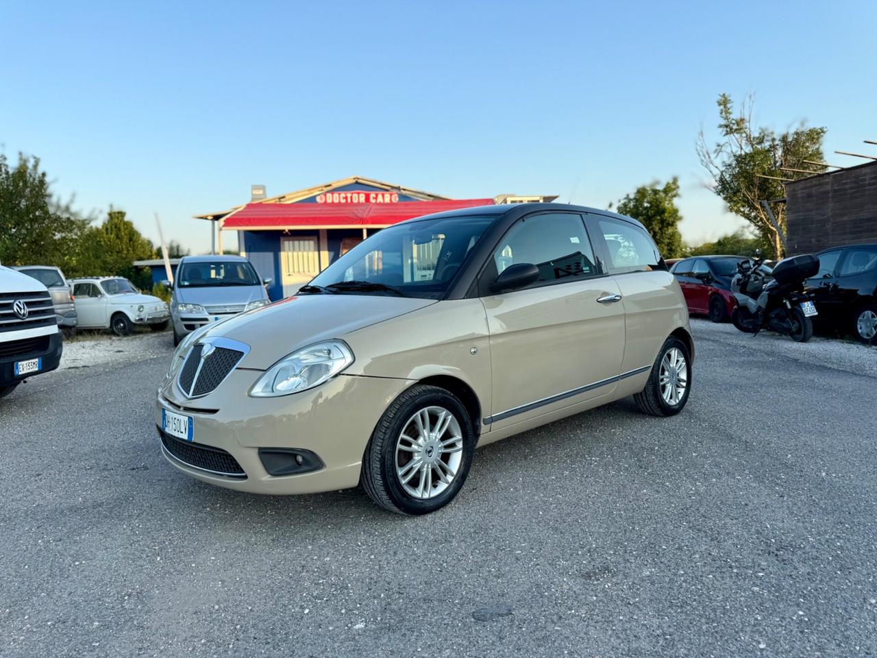 Lancia Ypsilon 1.4 Oro NEOPATENTATI