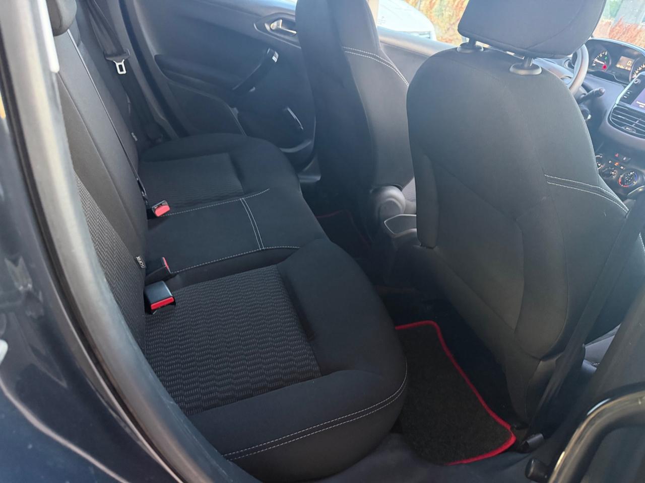 Peugeot 208 GPL Allure Unico proprietario
