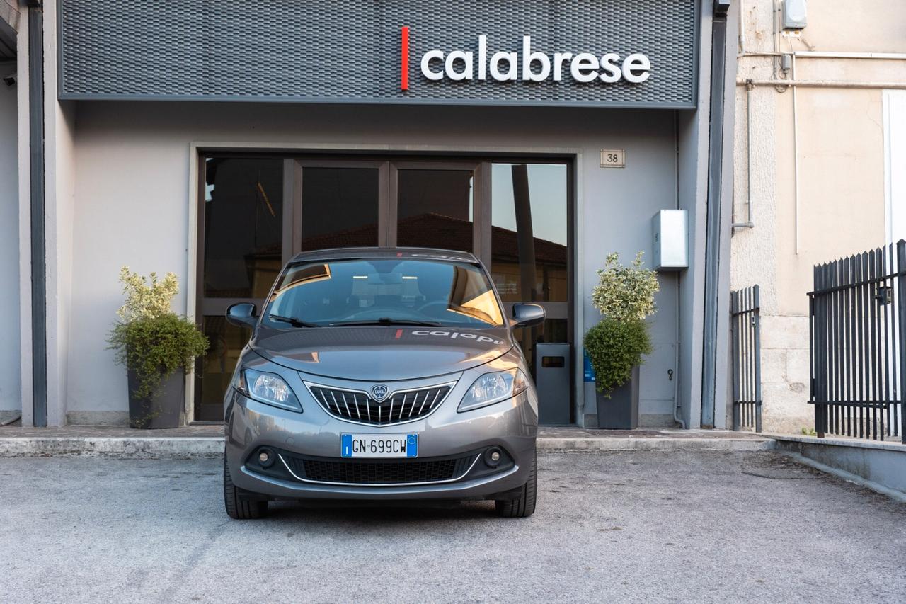 Lancia Ypsilon 1.0 Hybrid Gold 70 CV