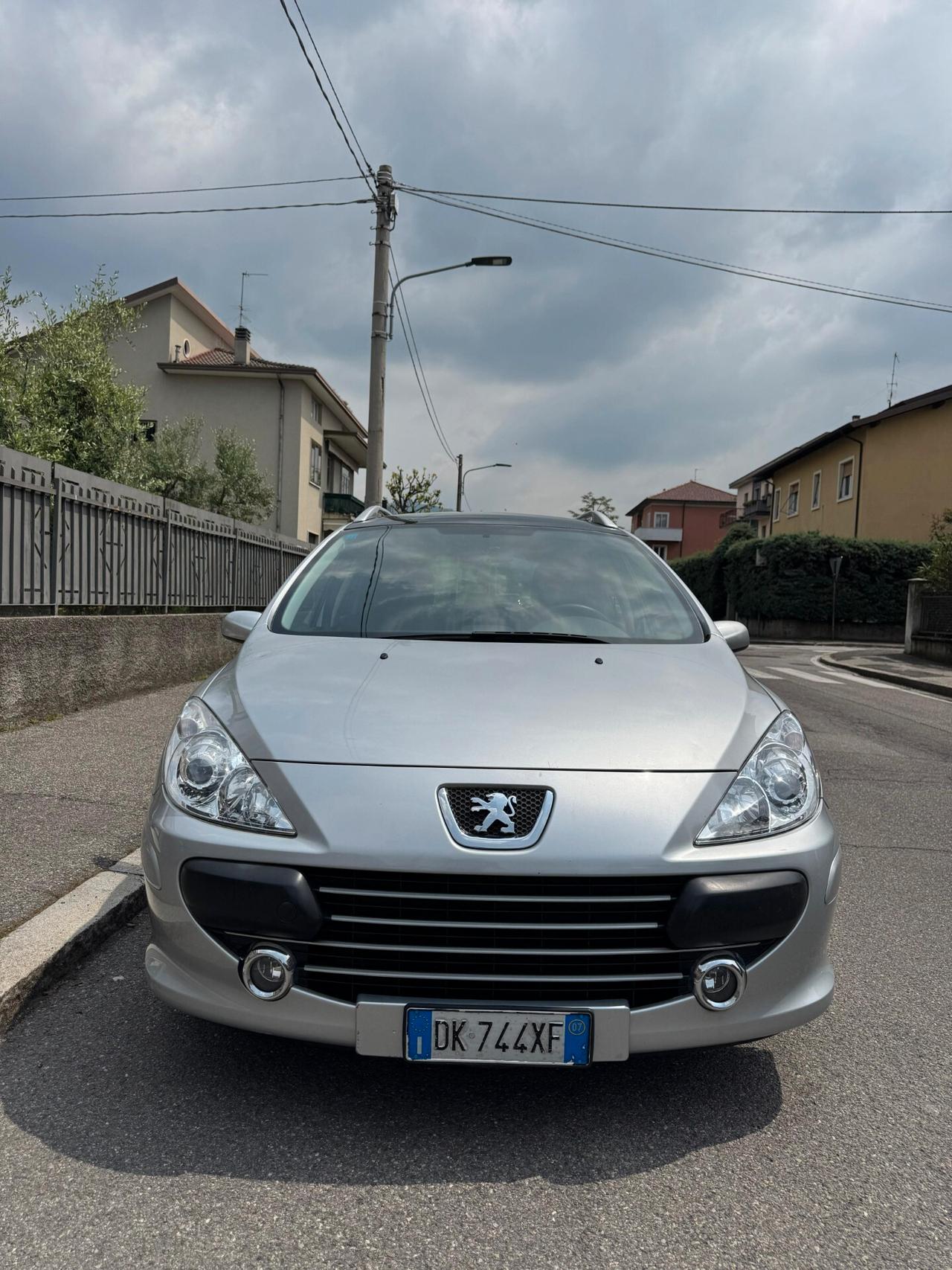 Peugeot 307 station wagon GPL OK NEOPATENTATI
