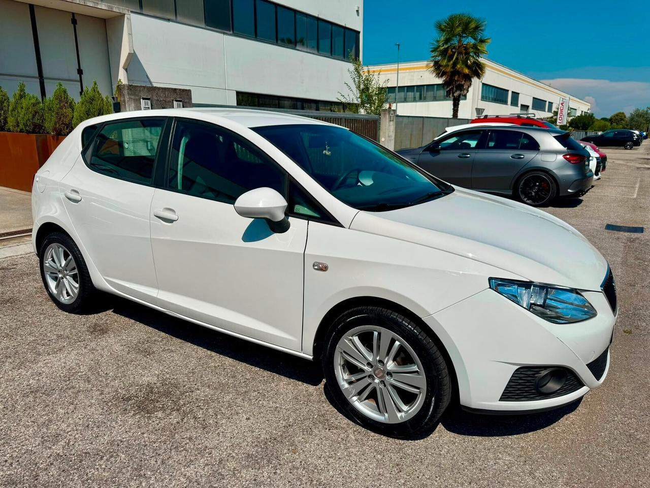 SEAT IBIZA 1.2 BENZINA - NEOPATENTE