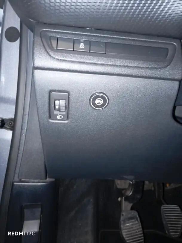 PEUGEOT 2008 DEL 2016 BENZINA GPL FINO 2027