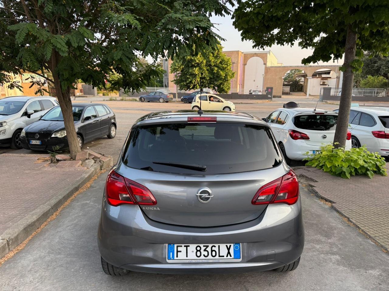 Opel Corsa 1.2 5 porte 120 Anniversary