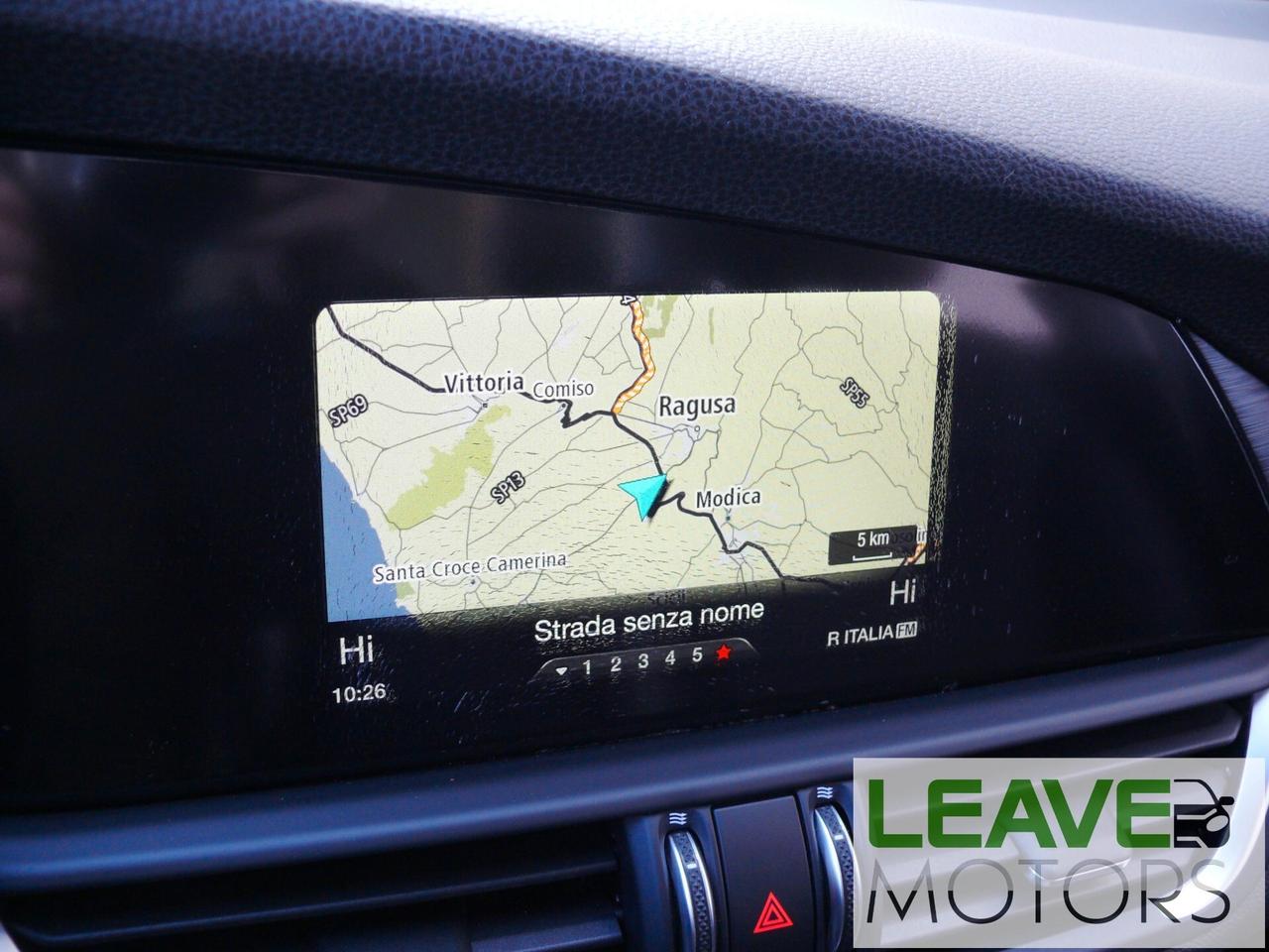 Alfa Romeo Giulia 180 CV AT8 Sport (M1487)