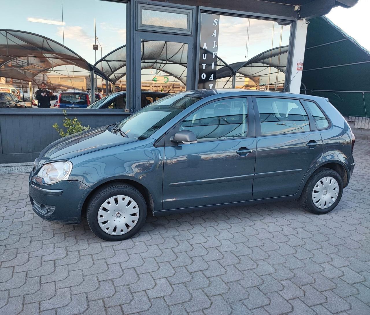 Volkswagen Polo 1.2 uni-pro