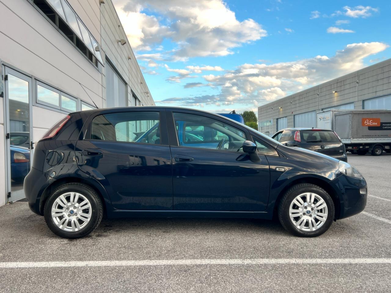 Fiat Punto EVO 1.2 8V 5 p. Lounge