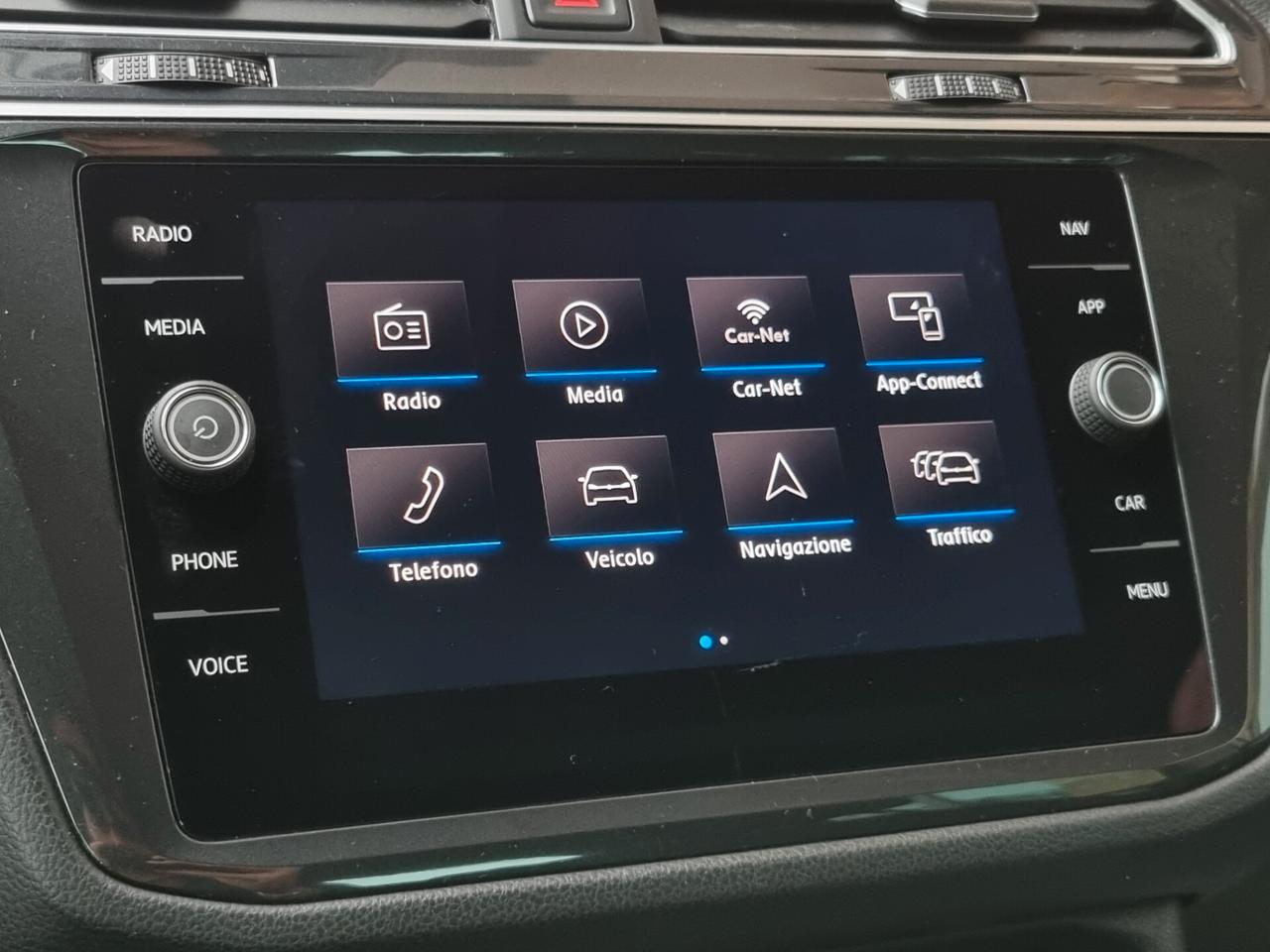 Volkswagen Tiguan 2.0 TDI SCR DSG Business BlueMotion Technology