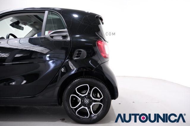 SMART ForTwo 70 1.0 TWINAMIC TETTO PANORAMA NEOPATENTATI