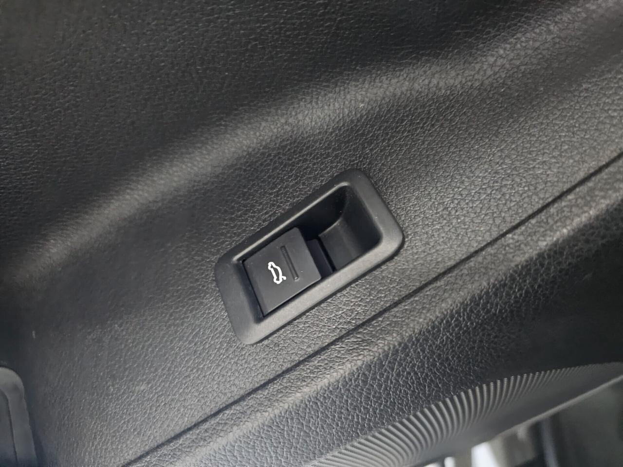NUOVA AUDI Q3 SPORTBACK 35 TDI 150CV S-TRONIC S-LINE IDENTITY BLACK