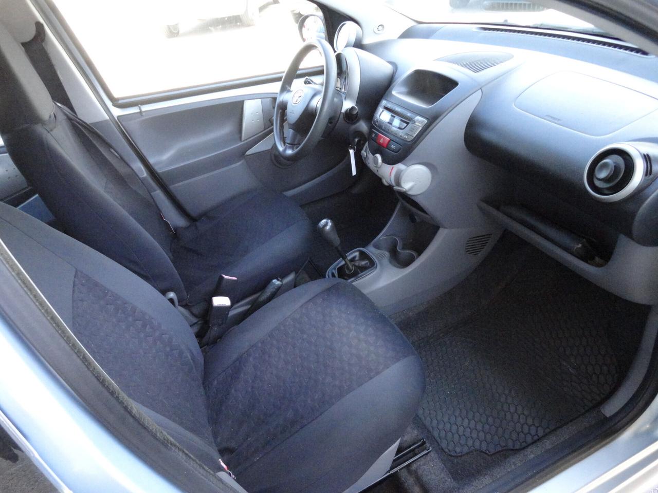 Toyota Aygo 1.0 12V VVT-i 5 porte
