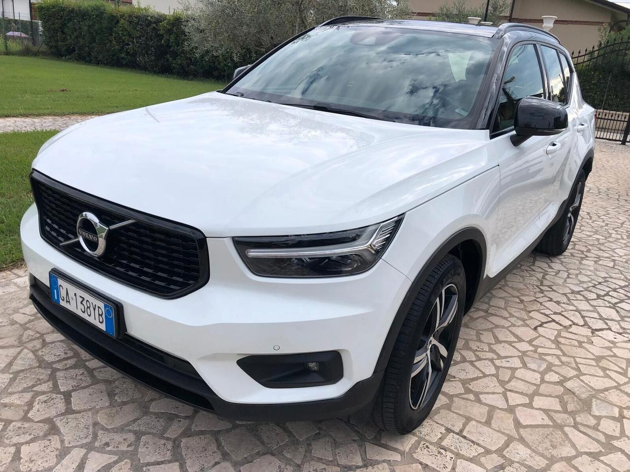 Volvo XC40 D3 Geartronic R-design UNICO PROPRIETARIO IVA DEDUCIBILE GARANZIA CONFORMGEST COMPLETA 12 MESI RINNOVABILE FINO A 60 MESI