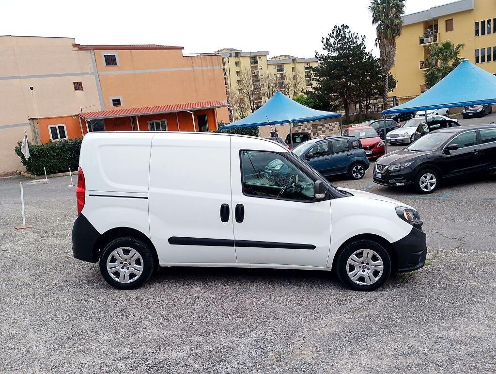 Fiat Doblo Doblò 1.6 MJT 105CV S&S PC-TN Cargo Lounge