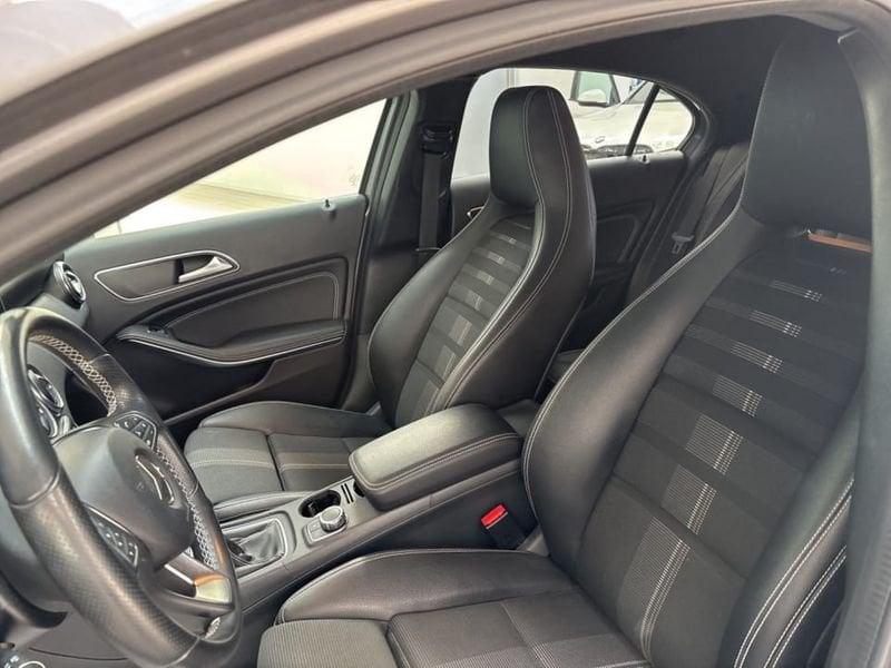 Mercedes-Benz Classe A A 180 D SPORT MY16