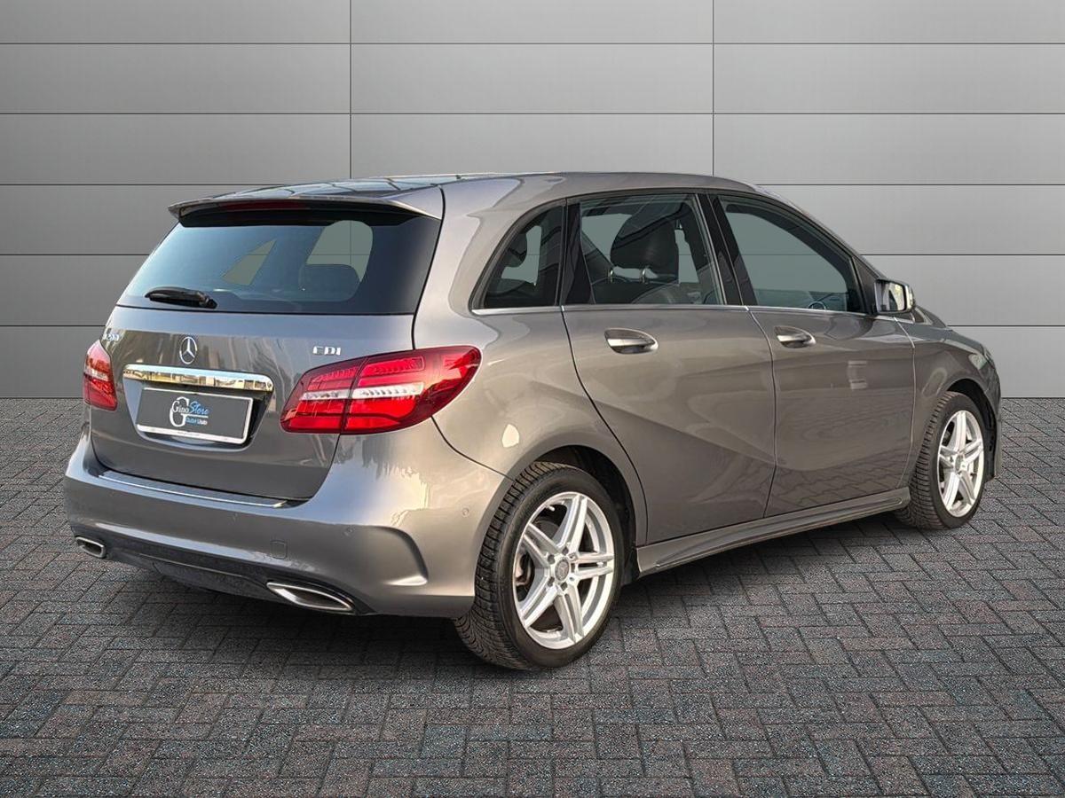 Mercedes-Benz B 200 d (cdi) Premium