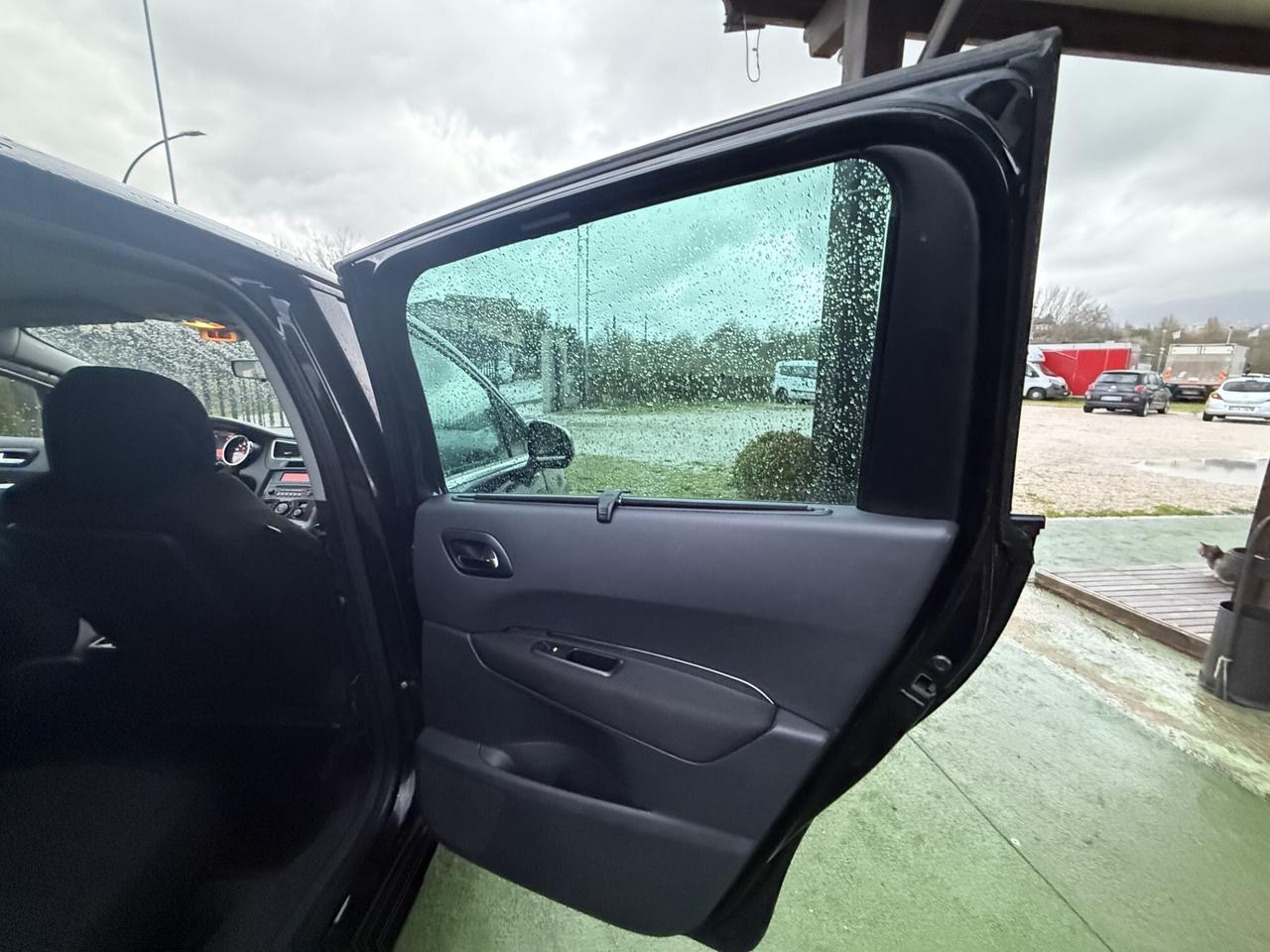 PEUGEOT 5008 1" SERIE