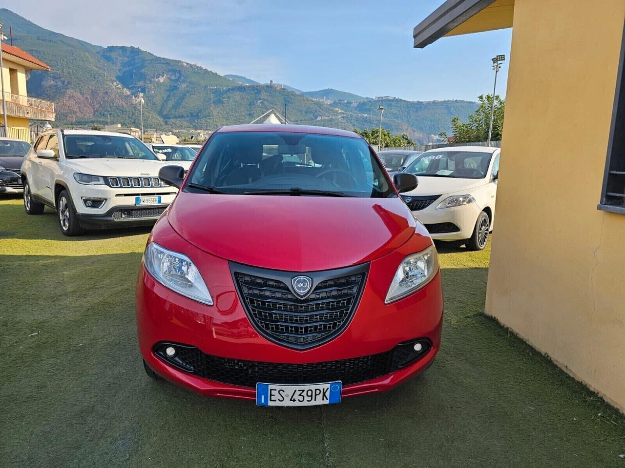 Lancia Ypsilon 0.9 TwinAir 85 CV 5 porte Metano Ecochic Gold