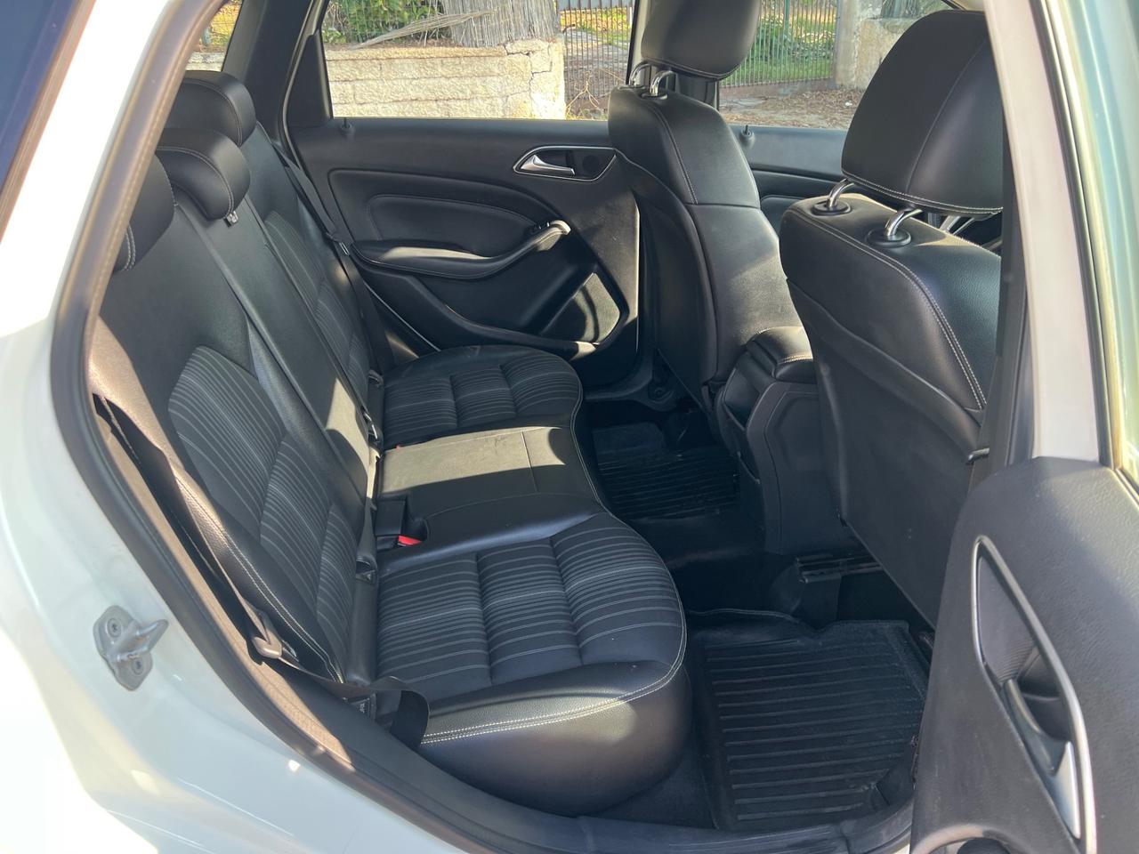 Mercedes-benz B 200 220 CDI Automatic Premium