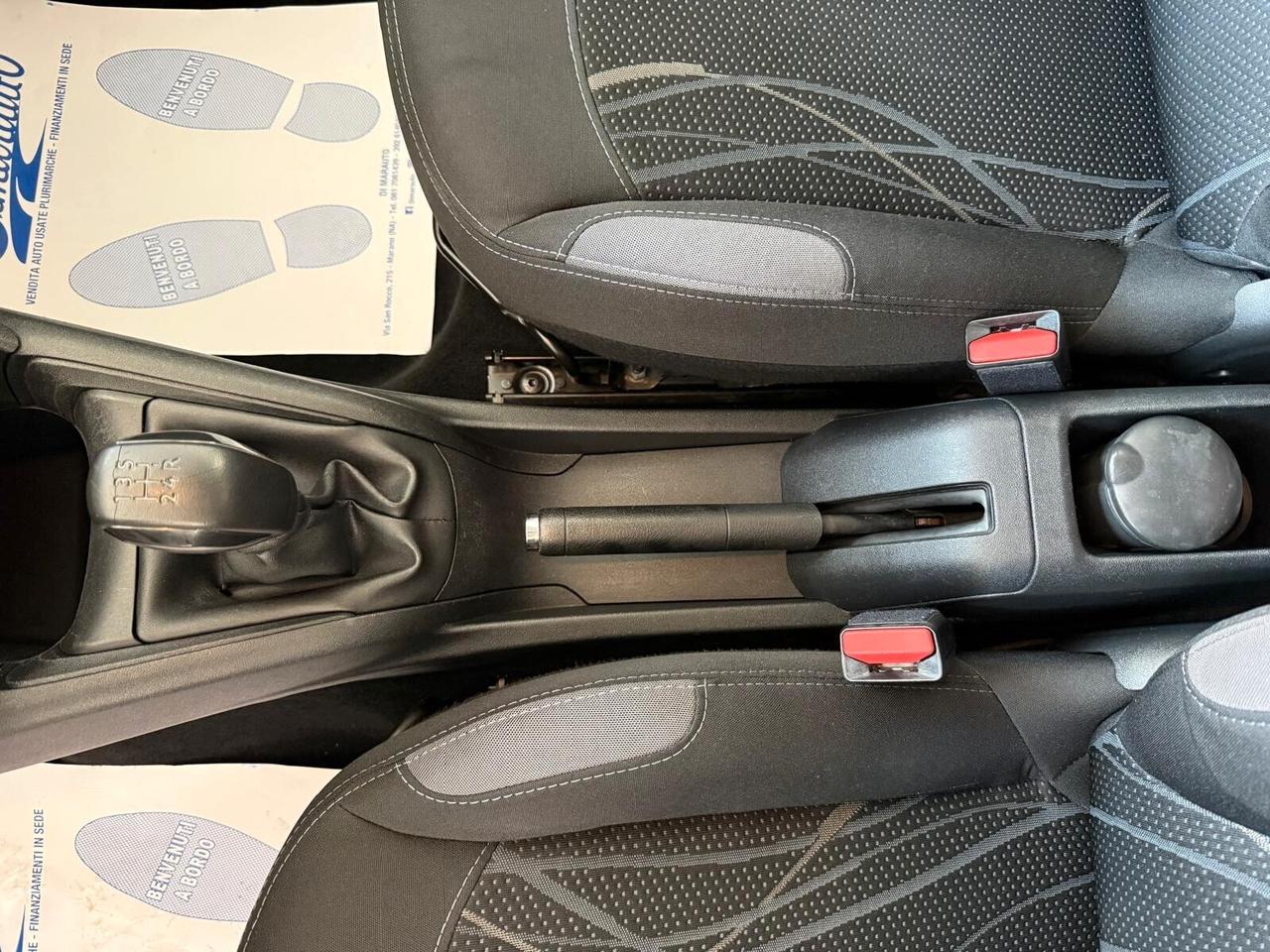PEUGEOT 208 1.2 BENZINA CON 138.000 KM 2015