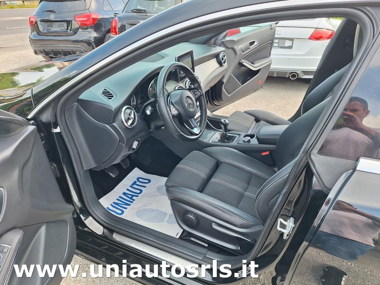Mercedes-benz CLA 180 d Premium