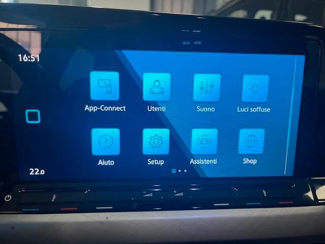 Volkswagen Golf 1.0 eTSI EVO DSG Life HYBRID