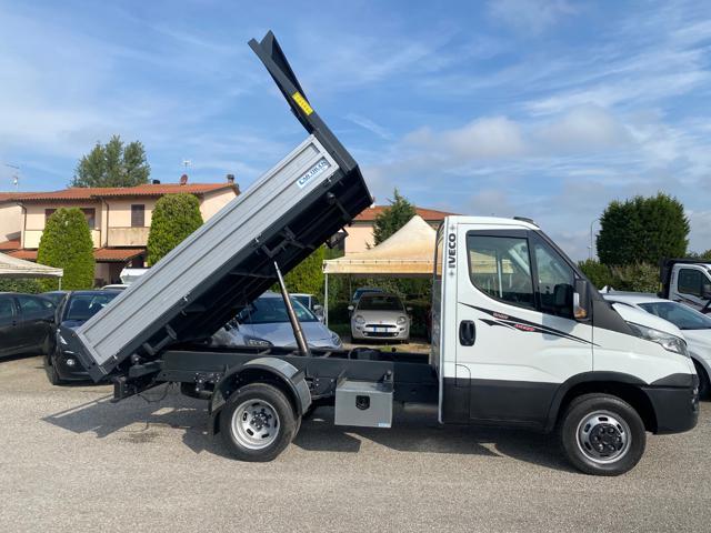 IVECO Daily 35C17 3.0 HPT Ribaltabile Trilaterale