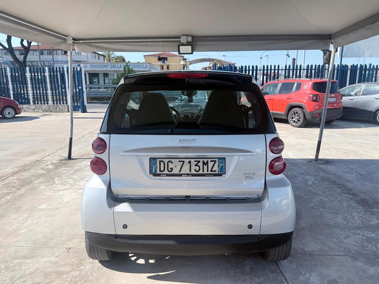 Smart ForTwo 1000 52 kW coupé limited one