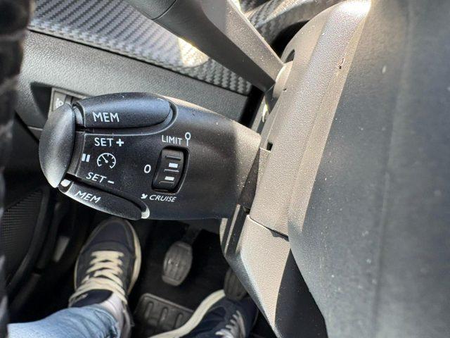 PEUGEOT 2008 BlueHDi 100 S&S Allure