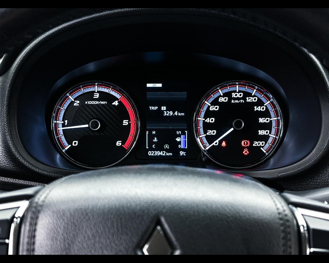 MITSUBISHI L200 2.3 D Club Cab 4x4 Easy Select Invite