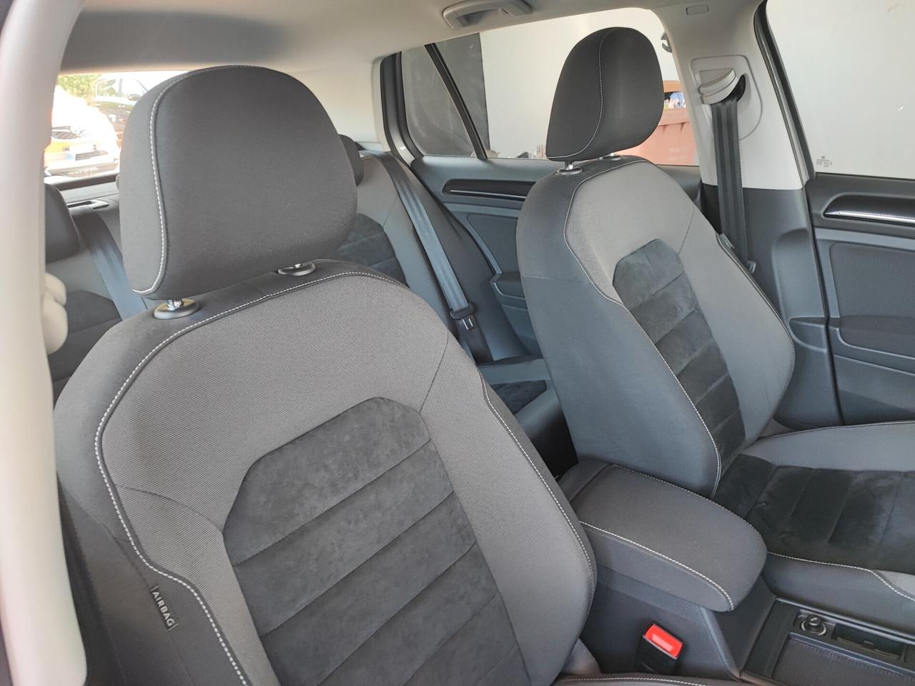 Volkswagen Golf 1.4 TSI 140 CV 5p. Highline BlueMotion Technology
